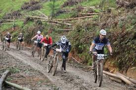 xtreme mtb rio d oeste com muita lama e empurra empurra mtb mtbbrasil fitness bicicleta ciclismo mountainbiking mountainbike pedal pedalar adv