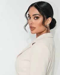 Denise Carpentieri's Instagram, Twitter & Facebook