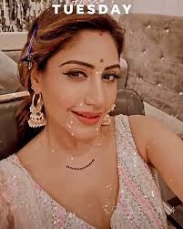 Surbhi chandna (born 11 september 1989) is an indian television actress known for her portrayal of annika oberoi in ishqbaaaz and bani singhania in naagin 5. 759 Likes 21 Comments Naagin Naagin5 On Instagram Bani S Exclusive Pictures With Silk Saree Blouse Designs Saree Blouse Designs Silk Saree Blouse