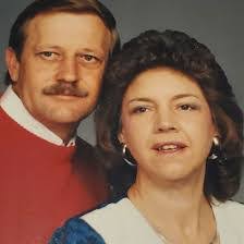 Sandy Hester's Instagram, Twitter & Facebook