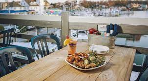 17 Restaurants With Outdoor Seating
