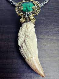 Beautiful Hand Carved Sea Lion Tooth From Peru With Bronze Wire Wrap Details And Malaquite The Chain Is Wire Jewelry Making Handmade Wire Jewelry Wire Jewelry