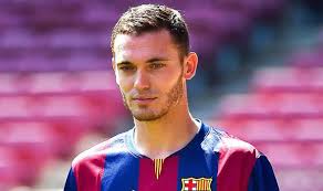Vermaelen started his career in his home country at germinal ekeren that later changed their name into germinal beerschot vermaelen — thomas vermaelen spielerinformationen geburtstag 14. Thomas Vermaelen Makes Barcelona Debut 8 Months After Signing Joining Football Sport Express Co Uk