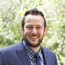 Andrew Dash's Instagram, Twitter & Facebook