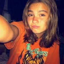 cayla bailey-wolfe (@WolfeCayla)