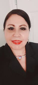 Social greetings and compliments in Vaqueros Y Vaqueras De Corazón group