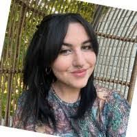 Jacquelynn Olson's Instagram, Twitter & Facebook