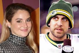 He's just a wonderful, incredible woodley also explained that meeting during the pandemic meant that she still hasn't seen rodgers play football in person: Shailene Woodley And Aaron Rodgers Everything We Know About Their Relationship Gossip Cop