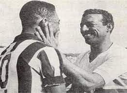 No dia 27 de janeiro de 1930, às 14 horas, foi assinada a ata de fundação do são paulo futebol clube, no número 28 da praça da república, 4 nascido da união entre a associação atlética das palmeiras e o club athlético paulistano, ficando como data magna do clube o dia 25 de janeiro de 1930, 5 dia e mês de preferência de seus fundadores por se tratar da data em que foi fundada. Zizinho Maestro Tricolor E Idolo De Pele Por Wender Peixoto Fonte Spfc Net Pele Futebol Fluminense Football Club Spfc