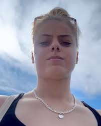 Took a few slow days at home in Switzerland🇨🇭(with great food, of course)  to reset a bit. It’s easy to forget how much clarity comes from just  pressing pause, catching up with friends, watching the ...