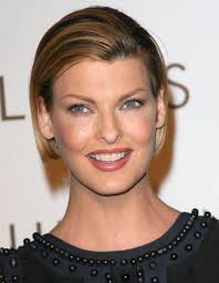 Linda evangelista is currently single and living happily with son augustin james. Affaire Gerald Marie Linda Evangelista Soutient Publiquement Les Femmes Qui Accusent Son Ex Mari De Viol Elle