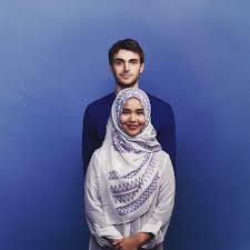 Kami untuk menerangkan isu kahwin campur serta menemubual pasangan kahwin campur untuk mendengar pengalaman dari. 5 Pasangan Kahwin Campur Yang Popular Di Malaysia