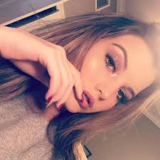 Angela Harville's Instagram, Twitter & Facebook