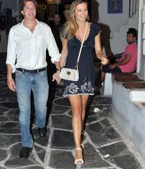 Τι γίνεται με την αντικαταστάτρια της βίκυς καγιά; Marietta Xroysala Lewn Patitsas Feygoyn Apo Thn Ellada I Love Style