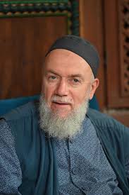 Shaykh Mustafa Sabri was the last Shaykh al-Islam of the Ottoman empire. He  gave an important advice for every scholar, caller to the deen and person  in a position of authority 'It