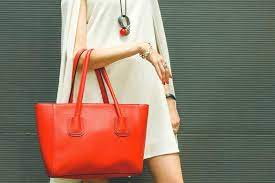 Smaller purses and particularly coin purses are a popular choice for many women when it comes to buying a new wallet. Most Popular Handbag Designers Lovetoknow