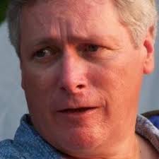 Where was Vaislers bond located in east London, was it