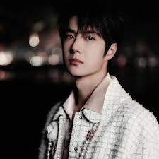 Adrian Alexander Wang (@moonnverge.807) • Instagram photos and videos