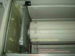 store volet roulant recentrage de lame decalee car grincement volet roulant volet stores d interieur