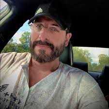 Hello and happy Sunday!! 🙌Had a few things happen over the weekend