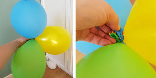 Après le gonflage, essuyez le ballon avec un chiffon sec ou un pull pour créer de l'électricité statique qui flotte. Arche De Ballon Notre Tuto Facile Pour Une Jolie Deco
