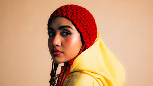 Jean Tan shares soulful R&B and jazz infused single 'When It's Time' |