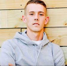 Andrew Conn's Instagram, Twitter & Facebook