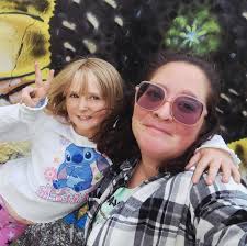 Reminder to: GO LOOK AT THE MOON! 🌕