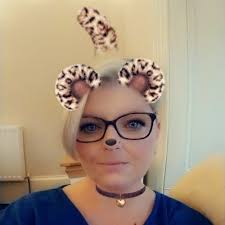 Melody Grayson's Instagram, Twitter & Facebook