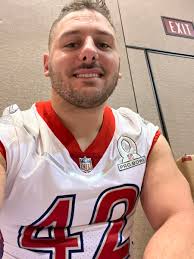 Daniel Carriker (@Daniel_Carriker)