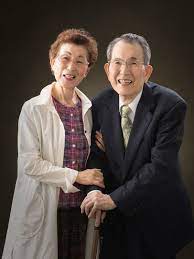 シニアフォト family posing older couple photography portrait poses