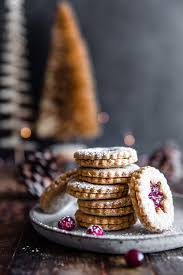 In a medium bowl, cream together the butter and sugar. Healthy Linzer Cookies Delight Fuel