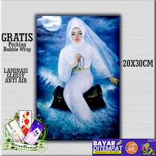 Nyi roro kidul menurut legenda jawa. Hiasan Dinding Rumah Bunda Ratu Nyi Roro Kidul Pantai Selatan Islam Muslimah Prabu Siliwangi Mis 7 Ukuran20x30 Frame Kayu Mdf 6mm Sudah Ada Cantolan Bisa Cod Hiasan Dinding Rumah Custom Foto Dinding Unik