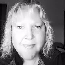 Janine Hand's Instagram, Twitter & Facebook