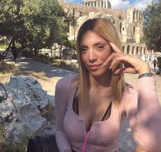 We would like to show you a description here but the site won't allow us. Gntm Me Foniko Mpoysto H Garyfallia Kalhfwnh Pozarei Ston Ka8refth Ths Mas Pe8ane Makeleio Gr