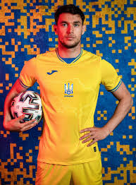 Forma Zbirnoyi Ukrayini Z Futbolu 2020 21 Prezentaciya Do Yevro 2020