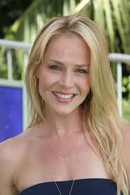 Rate Julie Benz(Rita from dexter, Darla from Angel and Buffy) :  r/VindictaRateCelebs
