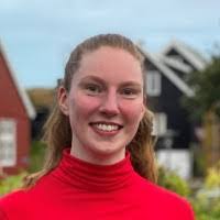 Elsa Berg's Instagram, Twitter & Facebook