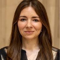 Laurie Crowley's Instagram, Twitter & Facebook