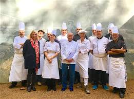 Dix Restaurateurs Ont Suivi Pendant Deux Jours Une Formation Intensive A L Institut Michel Guerard Avec 42 Recettes A La Cle Presselib