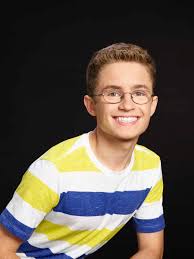 Get exclusive videos, blogs, photos, cast bios, free episodes and more. The Goldbergs Season 5 Cast Promo Photos Seat42f