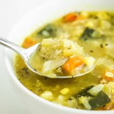 Potage Au Chou Carotte Et Courgettes Soupe Riche En Legumes Recette Soupe Au Chou Recettes De Potage De Chou Recette Chou