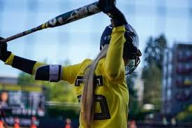 Oregon Softball S Cruse Diaz Announce Return For Final Year Sports Dailyemerald Com