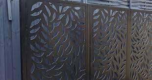 Install The Rest Of The Screen Panels Outdoor Screen Panels Outdoor Screens Outdoor Diy Projects