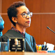 Sylvia Duff's Instagram, Twitter & Facebook