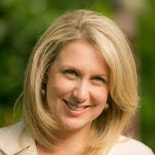 Suzanne Bethel's Instagram, Twitter & Facebook