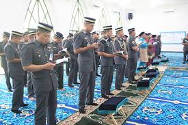 Semoga selalu dalam keadaan sehat wal a'fiat. News Headlines Majlis Khatam Al Quran Tudb Sempena Hut Tudb