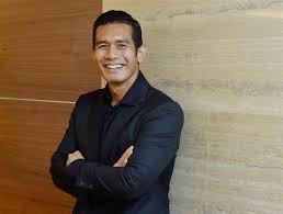 Video kpk sita aset pribadi mantan bupati lampung utara. Fahrin Ahmad Is The First Regular Male Host On Wanita Hari Ini The Star