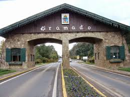 Apresentando um jardim, o lapônia hotel gramado está situado em gramado, no rio grande do sul, a 700 metros do mini mundo e a 800 metros do lago negro. Gramado Rs Tudo Que Voce Precisa Saber Sobre A Cidade