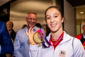 Jun 13, 2021 · nina derwael pakt tweede gouden medaille op wereldbeker in kroatië na goud aan de brug met ongelijke leggers was nina derwael zondag ook de beste op de balk tijdens de wereldbeker turnen in het. Nationale Trofee Voor Sportverdienste Voor Wereldkampioene Turnen Nina Derwael De Morgen